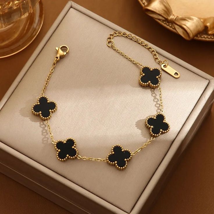 Collar y Pulsera Trebol 🍀+ Caja de Regalo GRATIS 🎁